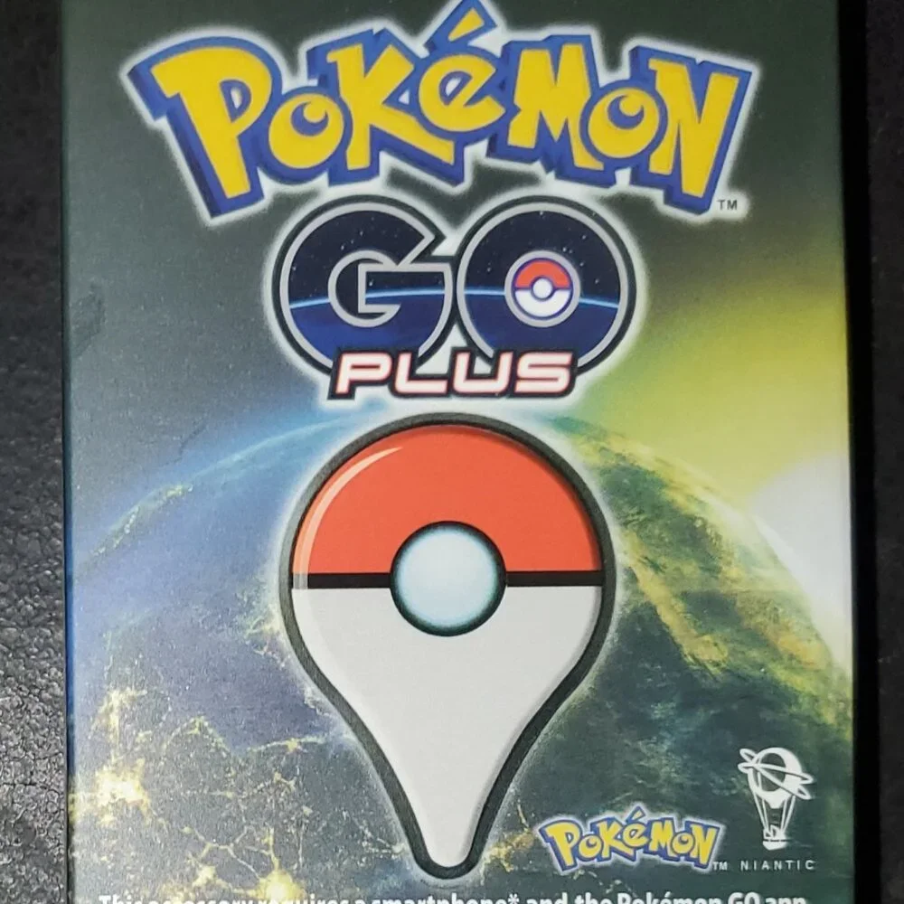 Pokemon GO Plus Bracelet New Auto Catch Bluetooth Automatic Smart Nintendo - Picture 2 of 16